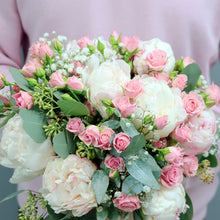 Load image into Gallery viewer, Enchanting Peony